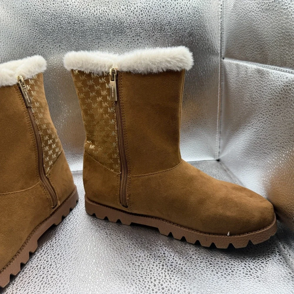 Size 5 Michael Kors Kaysen Winter Fur Logo Brown Girls Mid Calf‎ Zipper Boots